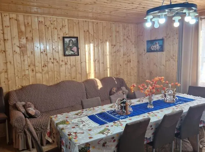 Casa Gemenelor Сasa de vacaciones *